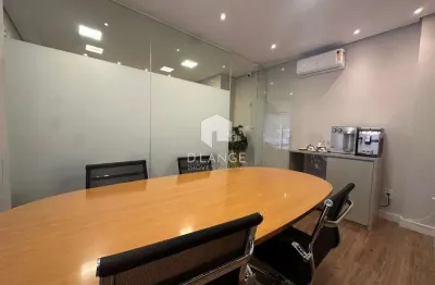 Casa comercial com 1 sala para alugar na Rua Santo Antônio, Cambuí, Campinas