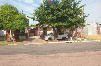 Casa com 3 quartos à venda na Rua Nova Trento, 35, Centro, Esteio