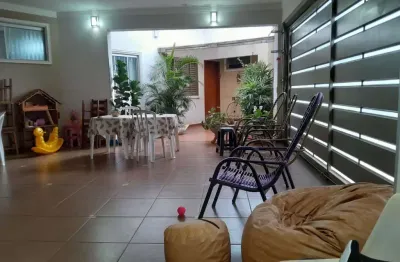 Casa com 4 quartos à venda no Centro, Sales Oliveira 