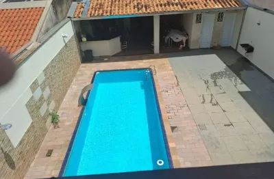 Casa com 3 quartos à venda no Centro, Jardinópolis 