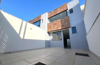 Casa com 3 quartos à venda na Santa Rosa, Belo Horizonte 