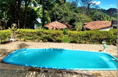 Sítio à venda em esmeraldas mg  1.500m² de natureza, lazer e conforto