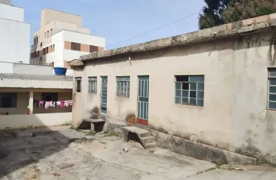 Casa com 5 quartos à venda no Santa Lúcia, Betim 