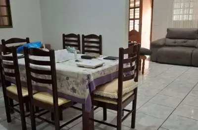 Casa com 2 quartos à venda no centro, orlândia , 130 m2 por r$ 400.000