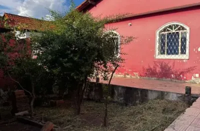 Casa com loja comercial no bairro Tarumirim  São Luiz / Betim