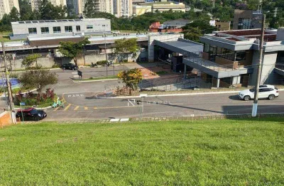 Terreno à venda, 497 m² por R$ 1.800.000 - Alphasítio - Santana de Parnaíba/SP