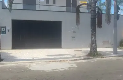 Encantador sobrado à venda no cobiçado jardim nova europa, em campinas!