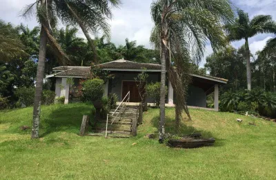 Casa com 2 dormitórios à venda, 300 m² por r$ 2.340.000,00 - cachoeira - vinhedo/sp