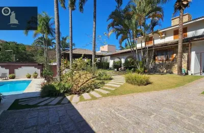 Casa com 4 dormitórios à venda, 343 m² por R$ 3.400.000,00 - Condomínio Estância Marambaia - Vinhedo/SP