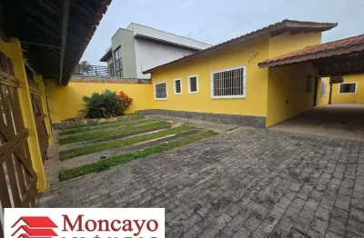 Casa para venda com 3 quartos e pé direito alto no jardim britãnia, caraguatatuba