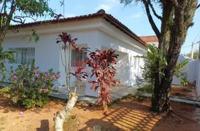 Casa com edícula de esquina para venda no indaiá, caraguatatuba