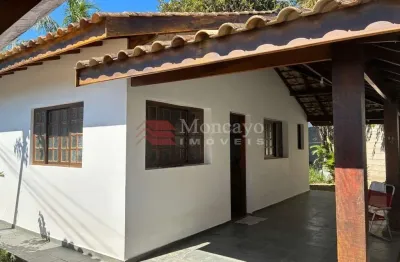 Casa simples para venda com 2 quartos no Porto Novo, Caraguatatuba - SP.