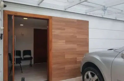 Casa comercial de 300m² com infraestrutura para clínicas e consultórios no jardim do mar