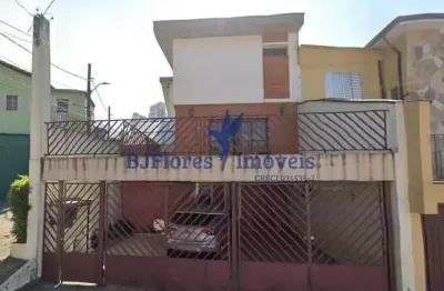 Sobrado com 219m² á venda no bairro Alto de Pinheiros em São Paulo