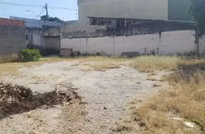 Terreno com 648m² para locação no bairro Utinga em Santo André