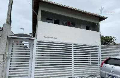 Casa à venda no Nova Mirim, Praia Grande 