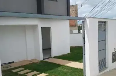 Casa com 2 quartos à venda na rua cc, liberdade, santa luzia, 79 m2 por r$ 349.000
