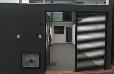 Casa com 2 quartos à venda na Rua Brasilianita, Candelária, Belo Horizonte