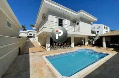 Casa no portal do lago para venda em valinhos com 3 suítes.