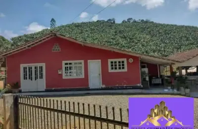 Sítio 2.052 mts² , com casa e um galpão em luis alves