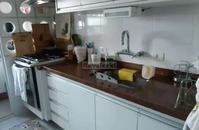 Apartamento reformado próximo ao metro praça da arvore