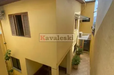 Lindo sobrado com 3 dormitórios 1 suite com closet , 2 vagas , àrea gourmet , 2 vagas - ac permuta