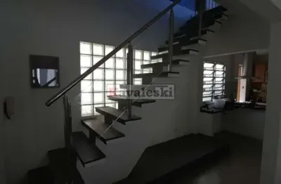 Cobertura com 3 quartos e 2 banheiros à venda, 180 m²