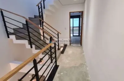 *  sobrado novo próximo a rua doutor nogueira martins na saúde .