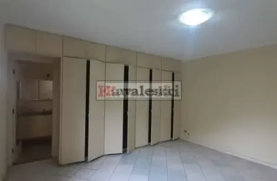 Casa com 4 quartos para alugar na Rua Frei Rolim, --, Bosque da Saúde, São Paulo