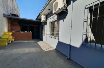Casa térrea comercial no miolo ipiranga e próx metrô- 7 salas - 3 vagas - quintal