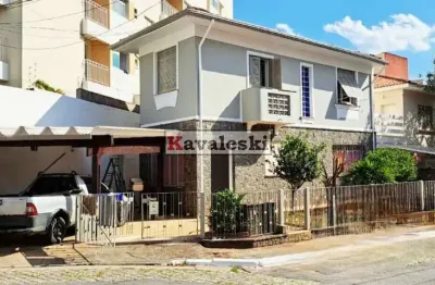 ** lindo sobrado a vendo do bairro da saúde, próximo ao metrô praça da árvore.