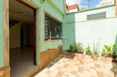 Sobrado reformado e vago - 2 dormitórios - 2 wcs - 1 vaga- quintal - oportunidade