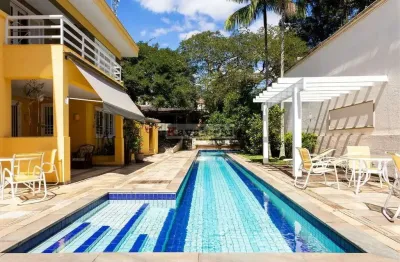 Imóvel de alto padrão a venda no bairro chácara monte alegre (zona sul de são paulo)