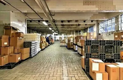 ** Excelente galpão/ depósito de 3.500 metros para a locação próximo ao metrô são judas.