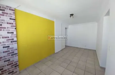 Apartamento com 2 quartos para alugar na Rua Alexandre Rapin, --, Jardim Celeste, São Paulo