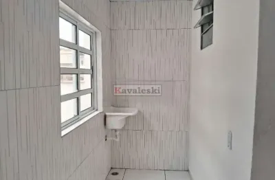 Casa com 2 quartos para alugar na Rua Roberto Victor Cordeiro, --, Vila Brasilina, São Paulo