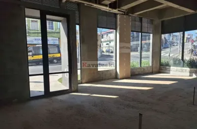 ** loja / espaço comercial para a locação na esquina da avenida do cursino.