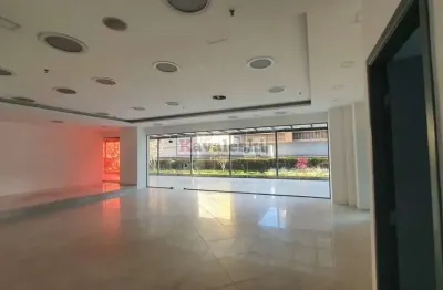 Locação e venda de loja na vila olimpia com vagas e proximo de shopping
