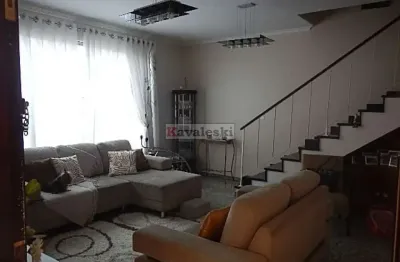 Casa com 3 quartos para alugar na Rua Salvador Rosa, --, Saúde, São Paulo