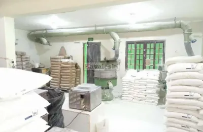 >  excelente imóvel comercial ao lado da principal avenida do bairro !!