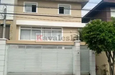 Lindo sobrado com 450 m2; 4 dormitórios, sendo 2 suítes! bosque  da  saúde!