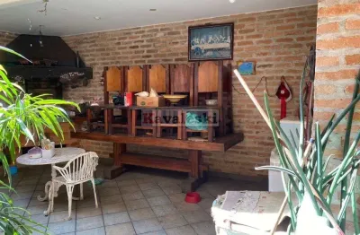 Sobrado lindo com 4 dormitórios 2 suites 2 vagas - quintal - próx metrô