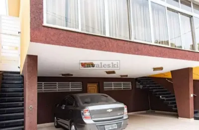 Sobrado amplo  miolo jardim da saúde-  7 vagas com quintal