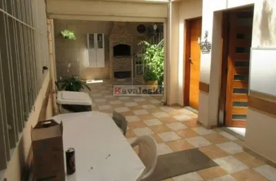 Sobrado para venda possui 370 m² com 3 quartos em saúde