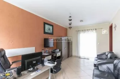 + lindo sobrado localizado em uma das melhores ruas da vila das mercês .