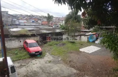 * >  excelente terreno de esquina , oportunidade para construção de apartamentos  ou comércio .