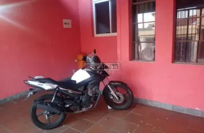 Sobrado 3 dormitórios 2 suites 2 vagas quintal - vila das mercês