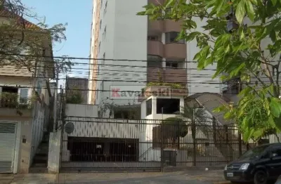 >  apartamento saúde ,ótimo local .precisa modernizar .