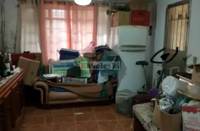 Excelente Casa c/ 4 dormitórios- 3 vagas de garagem -Vila Brasilina