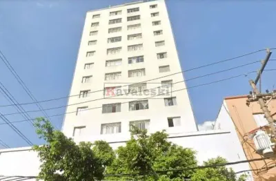 Apto vago e reformado ao lado do metrô - 2 dormitórios 1 vaga de garagem
